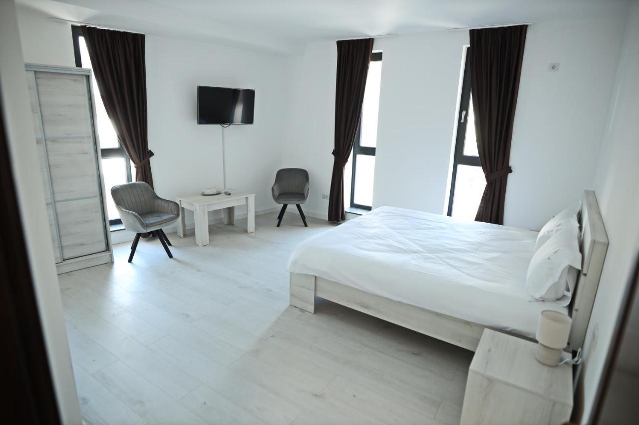 Апартаменты Casa Vys Питешти Экстерьер фото