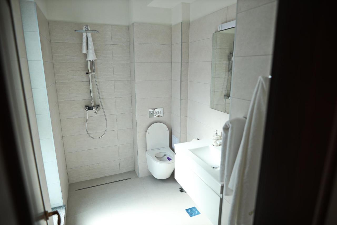 Апартаменты Casa Vys Питешти Экстерьер фото