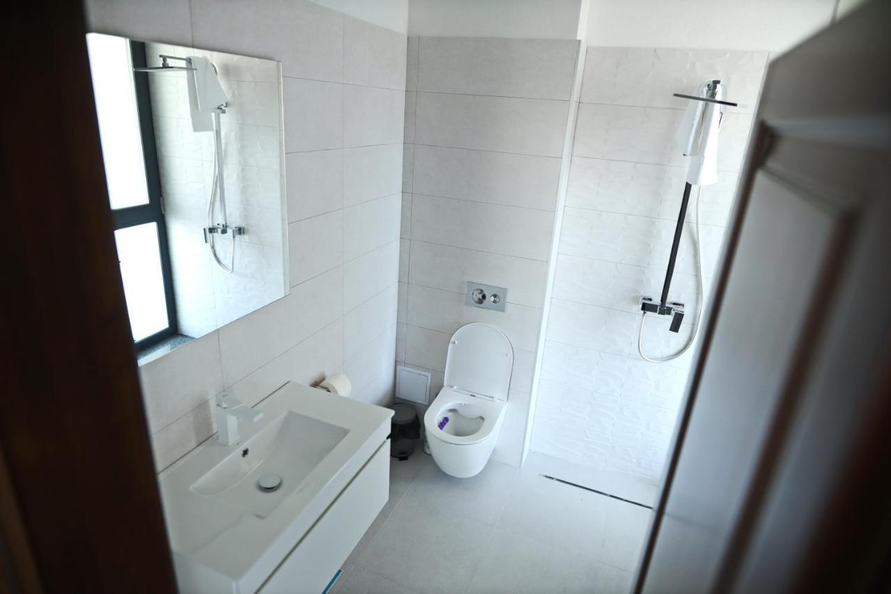 Апартаменты Casa Vys Питешти Экстерьер фото